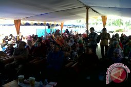 Aktivis Kelompok Basis Kalbar Ajak Pejabat Peduli Perempuan