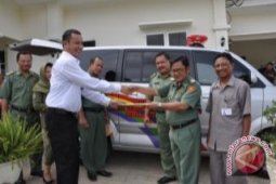 Bank Sulut Salurkan Bantuan Ambulans Gorontalo Utara