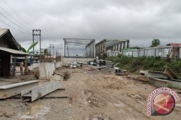 Pemasangan Konstruksi Baja Jembatan Palaran Capai 95 Persen