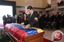 Jenazah Hugo Chavez dibawa ke museum