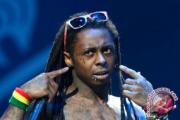 Pemusik rap Lil Wayne dilaporkan dalam kondisi kritis