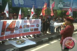 Aman Kalbar Desak Pemerintah Hentikan Pengembangan Sawit