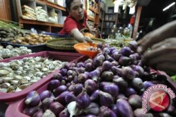 Harga Bawang di Pangkalpinang Masih Tinggi