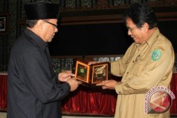 Pemkab dan DPRD Kediri Kunjungi Kukar