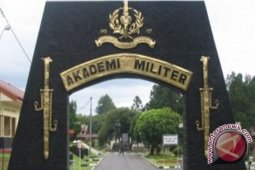 Pertama Kali Tahun ini TNI AD Rekrut Taruni Akmil