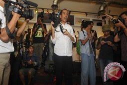 Pameran Foto "Kilas Balik 2012" dapat perhatian khusus Jokowi