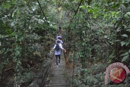 Jurnalism Field Trip Taman Nasional Kutai