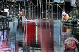 MANFAATKAN AIR SUNGAI