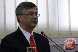 Akil bantah semua dakwaan KPK