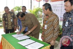 Pemkab Kukar-Dirjen Perhubungan Darat Tanda Tangani MoU