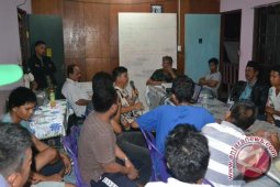 Sopir Angkot di Nunukan Protes Antrean BBM