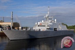 Kapal Perang AS Tiba di Singapura