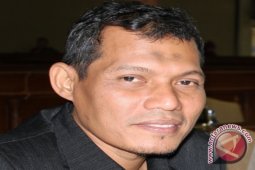 Anggota DPRD: Tunda Pengurangan Kuota Minyak Tanah