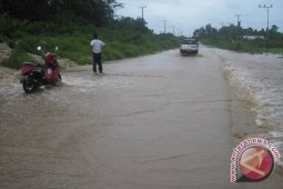 BPBD: Banjir Lumpuhkan Jalur Long Masengat-Busang
