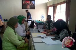 Hairiah Kembali Daftar Calon DPD Dapil Kalbar
