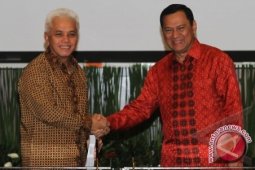 Tugas Menkeu Resmi Dipegang Hatta Rajasa