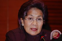 KPK Periksa Miranda Goeltom Terkait Century