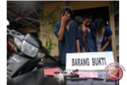 Lima Pencuri Ranmor Dintangkap