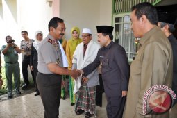 KAPOLDA KUNJUNGI BUPATI