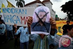 PROTES UJIAN NASIONAL