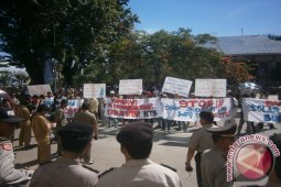 SULIT MENDAPATKAN SOLAR