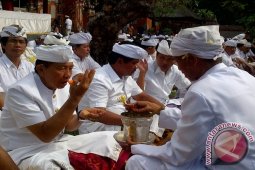 Pastika Minta Media Jujur Beritakan Pilkada