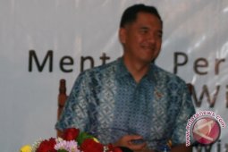 Pengunduran Diri Gita Baru Resmi Setelah Disetujui Presiden