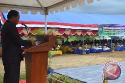 Menumbuhkan Kebersamaan Melalui Bakti Gotong Royong