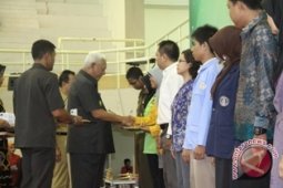 Kejar Target Pembangunan yang Belum Terlaksana di 2013
