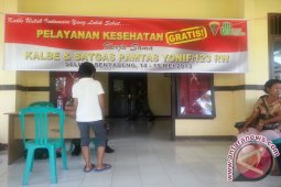 Warga Perbatasan Kalbar Mendapat Pengobatan Gratis