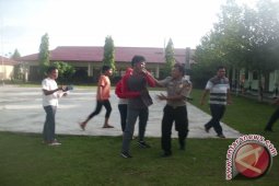 Siswa tidak lulus UN di Mukomuko rusak kaca sekolah