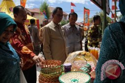 LOMBA KELURAHAN