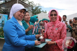 BIRAYANG TERIMA PENGHARGAAN NASIONAL