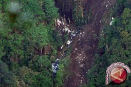 Evakuasi serpihan bangkai pesawat Sukhoi dihentikan