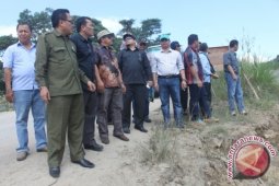 Aktivitas Tambang Ganggu Pembangunan Jalan di Palaran
