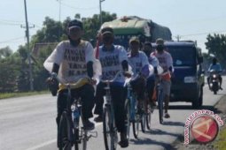 Rombongan Bersepeda Warga Syiah Sampang Singgah di Semarang