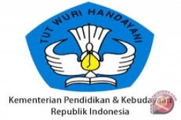 Dewan Minta Sekolah Negeri Tidak Pungut Uang Kursi