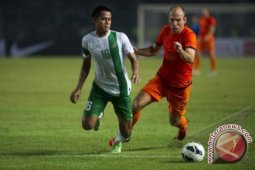 Roby Akan Perkuat Persisam ke Papua