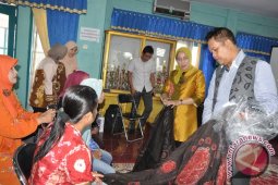 PKK Kembangkan Desain Sasirangan