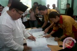 Hersan-Ismail Diusung Enam Parpol Maju Pilwako Pontianak