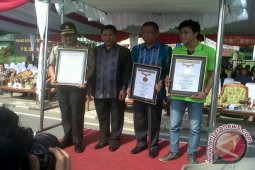Kota Pontianak Catat Rekor Muri Bangun 1.200 Toilet