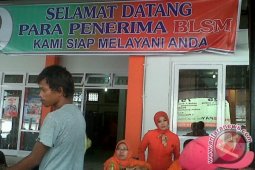 450 RTS Kota Pontianak Terima BLSM Hari Pertama