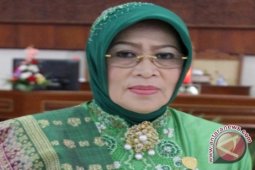 Pembongkaran Proyek Semenisasi Di Jalan KH Wahid Hasyim
