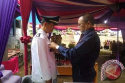 Bupati Pasang Tanda Jabatan
