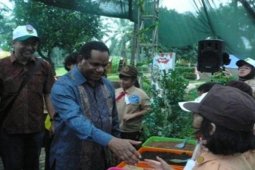 Menteri LH Kunjungi Kampung Siaga Mekarsari