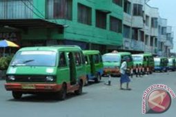 Tarif angkot di Sukabumi naik 50 persen