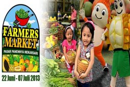 Bazar buah dan sayur selama liburan di Mekarsari