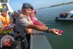 Kapolda Ziarah Laut Peringati HUT Bhayangkara