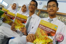 Kurikulum 2013 Mulai Dikeluhkan