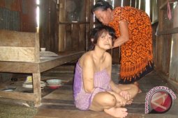 Hawang "Terpasung" di Rumah Tak Layak huni
